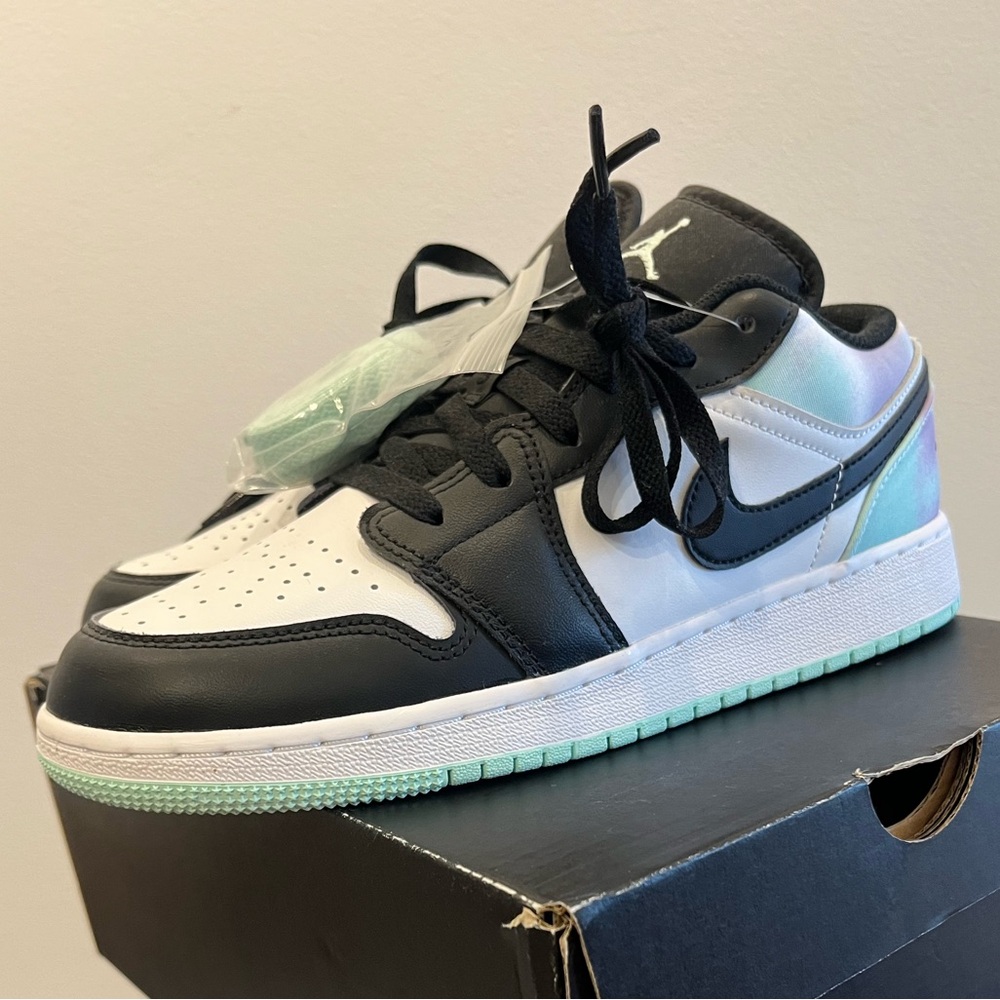 Jordan Tie Dye Dunks NWT